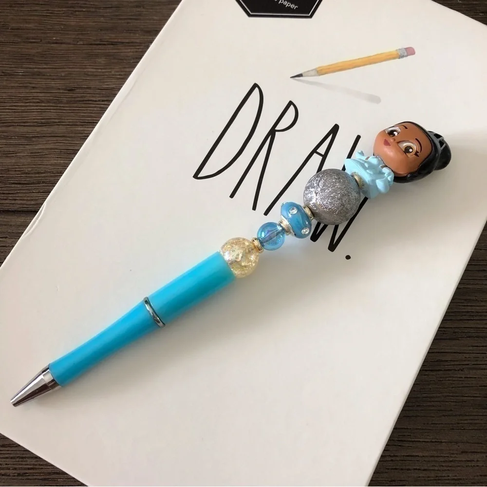 Disney doorables: The Princess and The Frog: Princess Tiana handmade beaded pen